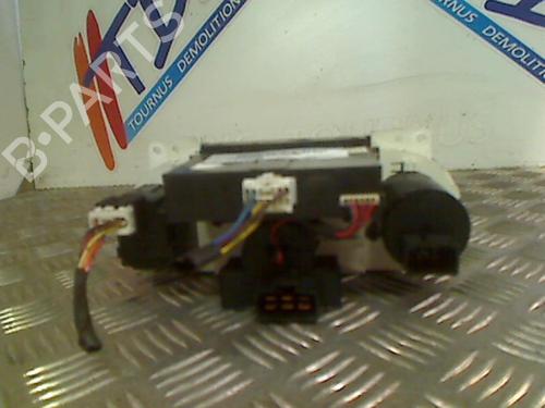 Used Climate control HYUNDAI SANTA FÉ I (SM) 2.0 CRDi 4x4 (113 hp) 21736303
