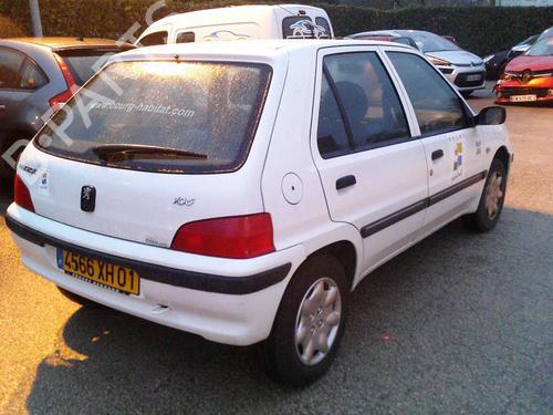 Høyre bak beltestrammer PEUGEOT 106 II (1A_, 1C_) 1.1 i | BP21732358C90 