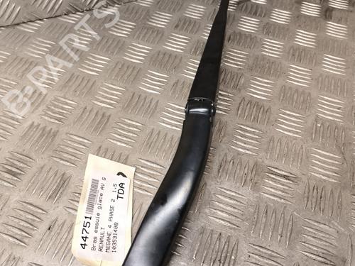 Used Front windshield wiper arm RENAULT MEGANE IV Hatchback (B9A/M/N_) 1.5 Blue dCi 115 (B9A6) (116 hp) 25277585