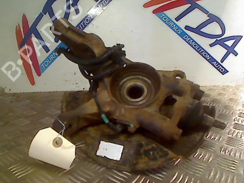 Used Left front steering knuckle HYUNDAI TUCSON (JM) 2.0 CRDi (113 hp) 21747152