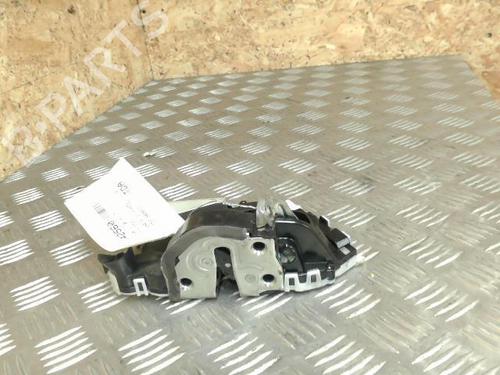 Used Front right lock TOYOTA YARIS (_P13_) 1.4 D (NLP130_, NLP130) (90 hp) 21729991
