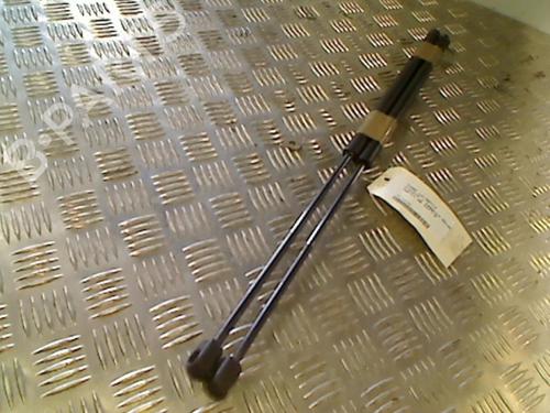 Used Tailgate lift support FORD FIESTA V (JH_, JD_) 1.3 (69 hp) 21752387