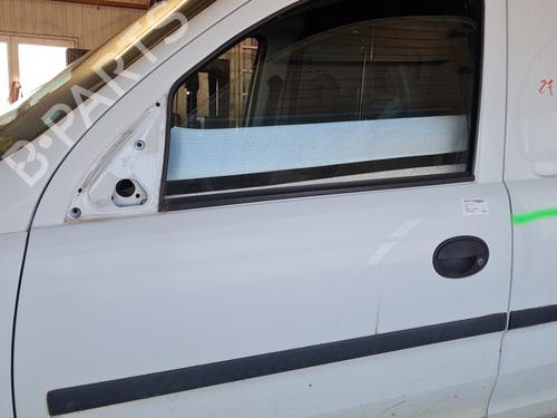 Used Left front door OPEL COMBO Box Body/MPV 1.7 CDTI 16V (101 hp) 30493240
