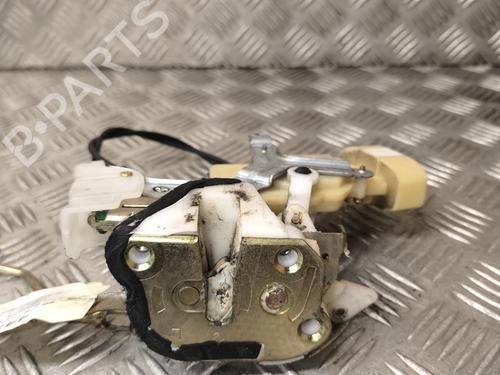 Used Front left lock TOYOTA YARIS (_P1_) 1.0 (SCP10_, SCP10R) (68 hp) 25375939