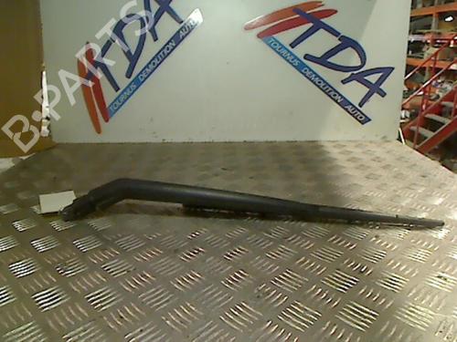 Used Rear windshield wiper arm RENAULT KOLEOS I (HY_) 2.0 dCi 4x4 (HY0K) (150 hp) 21751132