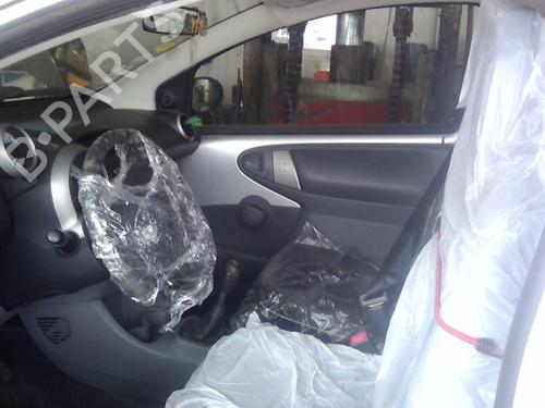 Front wiper motor PEUGEOT 107 (PM_, PN_) 1.0 | BP22009090M29 
