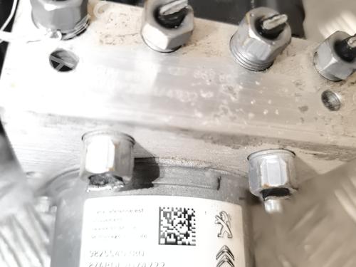 ABS pump PEUGEOT 308 II (LB_, LP_, LW_, LH_, L3_) 1.2 THP 130 | BP22015965M43 