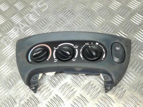 Used Climate control RENAULT MEGANE I (BA0/1_) 1.4 16V (BA0D, BA1H, BA0W, BA10) (95 hp) 21730491