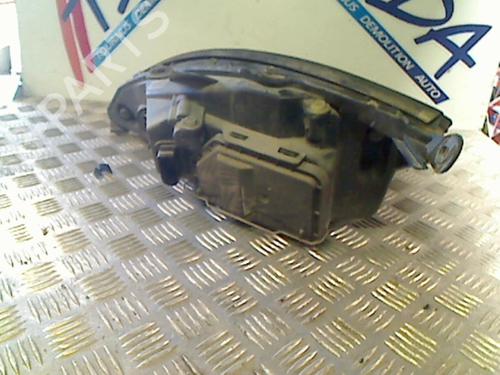 Højre forlygte FORD FOCUS I (DAW, DBW) 1.8 TDCi (100 hp) 21744035