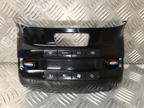 Used Climate control PEUGEOT 2008 I (CU_) 1.6 VTi (120 hp) 28190831