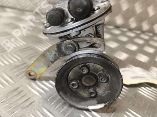 Used Vacuum pump PEUGEOT 205 II (20A/C) 1.7 Diesel (60 hp) 30940115