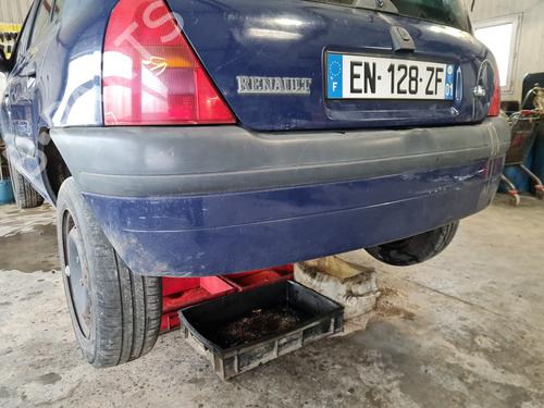 Pare-chocs arrière RENAULT CLIO II (BB_, CB_) 1.9 dTi (B/CB0U) (80 hp) 25221777