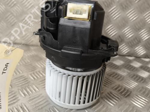 Used Heater blower motor RENAULT CAPTUR II (HF_) TCe 90 (HFM6) (91 hp) 22012144