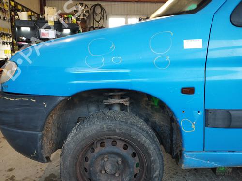 Used Left front fenders PEUGEOT PARTNER Box Body/MPV (5_, G_) 1.9 D (69 hp) 31189207