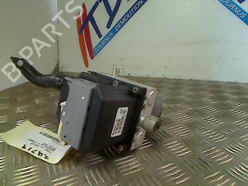 Used ABS pump FORD MONDEO III (B5Y) 2.0 16V TDDi / TDCi (115 hp) 21739513