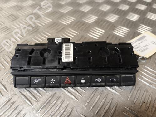 Advarselsbryter RENAULT CLIO V (B7_) 1.5 Blue dCi 115 (B7AD) (116 hp) 27549385