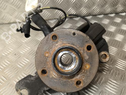 Used Right front steering knuckle PEUGEOT 108 1.0 VTi 72 (72 hp) 25735441