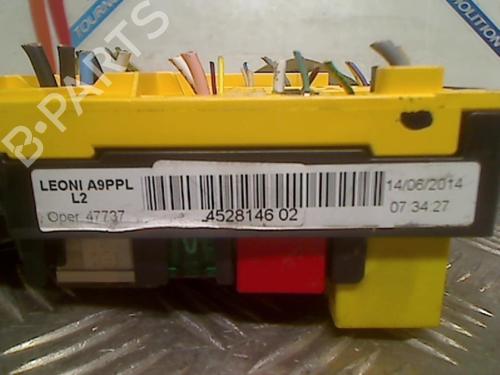 Fuse box PEUGEOT 208 I (CA_, CC_) 1.2 VTI 82 | BP21738485E1 