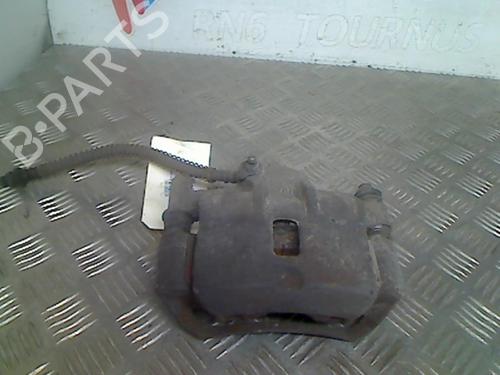 Høyre bremsekaliper foran HYUNDAI i10 I (PA) 1.1 (67 hp) 21746578