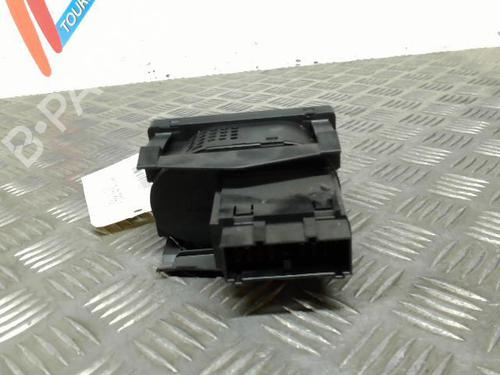 Headlight switch FORD FOCUS C-MAX (DM2) 2.0 TDCi | BP21731817I24 