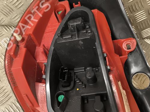 Right taillight RENAULT CLIO III (BR0/1, CR0/1) 1.2 16V (BR02, BR0J, BR11, CR02, CR0J, CR11) | BP21748072C35 