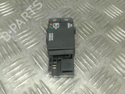 Used Switch Switch DACIA DUSTER (HS_) 1.5 dCi 4x4 (109 hp) 21730250 21730250