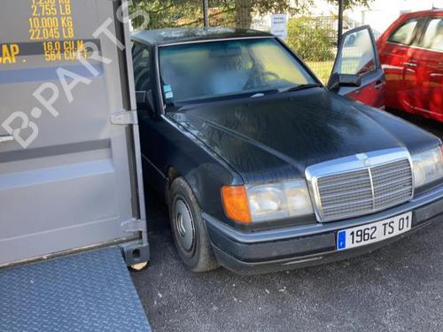 Right taillight MERCEDES-BENZ 124 Saloon (W124) 250 D (124.125) | BP21739119C35 