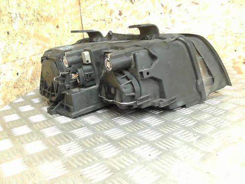 Left headlight AUDI A4 B6 (8E2) 2.5 TDI quattro | BP21733995C28 