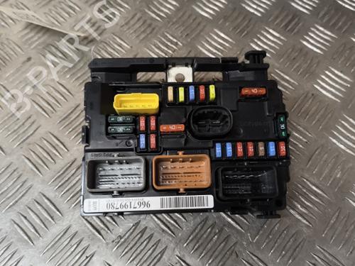 Sikringsdåse CITROËN C3 II (SC_) 1.4 HDi 70 (SC8HZC, SC8HR0, SC8HP4) (68 hp) 21748558