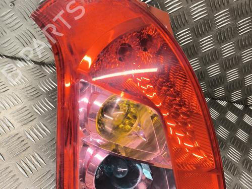 Venstre baglygte SUZUKI SWIFT III (MZ, EZ) 1.3 DDiS (RS413D) (75 hp) 25276926