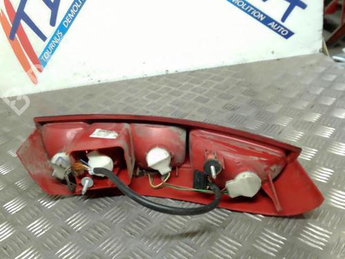 Right taillight PEUGEOT 807 (EB_) 2.0 HDI | BP21749927C35 