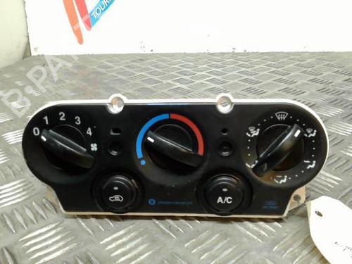 Climate control FORD FIESTA V (JH_, JD_) 1.4 TDCi | BP21749623I5 