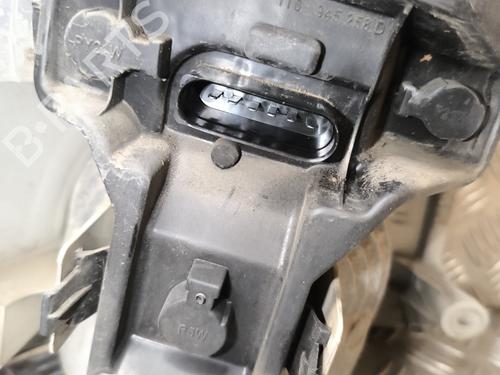 Right taillight VW TOURAN (1T1, 1T2) 1.9 TDI | BP27617999C35