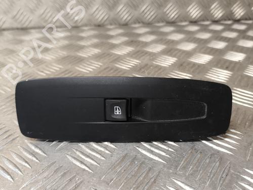 Used Right front window switch RENAULT MEGANE IV Hatchback (B9A/M/N_) 1.5 dCi 110 (B9A3) (110 hp) 30046264