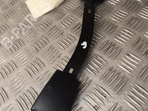 Used Seat buckle VW GOLF IV (1J1) 1.4 16V (75 hp) 26894546
