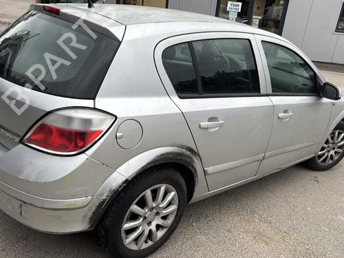 Brugte OPEL ASTRA H (A04) 1.6 (L48) (105 hp) 4431618