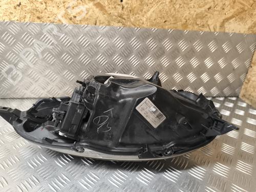 Right headlight NISSAN MICRA III (K12) 1.2 16V | BP26121509C29