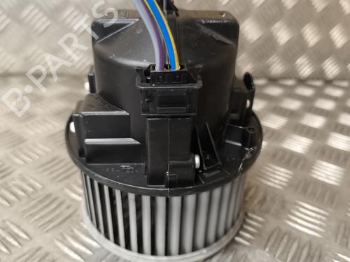 Used Heater blower motor LAND ROVER FREELANDER 2 (L359) 2.2 TD4 4x4 (150 hp) 22556665