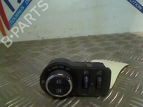 Used Headlight switch Headlight switch OPEL ASTRA J (P10) 2.0 CDTI (68) (160 hp) 21731844 21731844