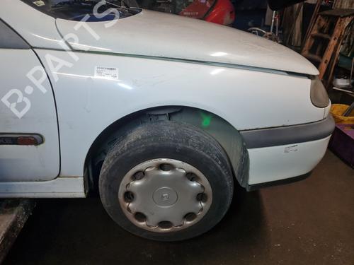 Used Right front fenders RENAULT LAGUNA I (B56_, 556_) 1.6 16V (B568, B561) (107 hp) 30822032