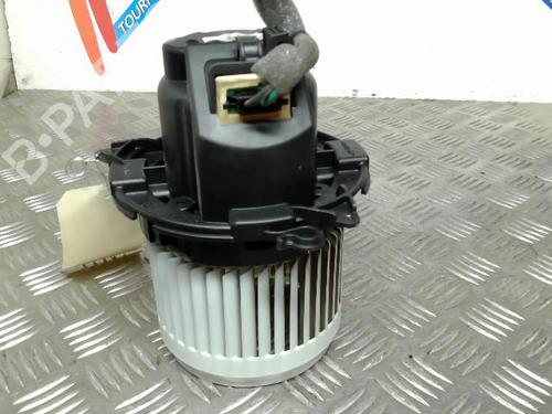 Used Heater blower motor DACIA SANDERO II 1.0 SCe 75 (B8JC, B8JD) (73 hp) 21738520