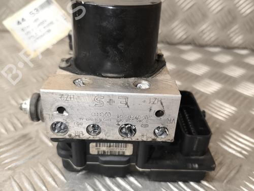 Abs pomp VW POLO V (6R1, 6C1) 1.2 (60 hp) 26718054