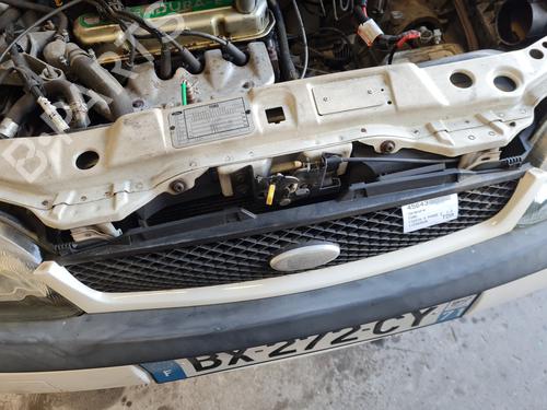 Used Grille FORD FIESTA IV (JA_, JB_) 1.3 i (60 hp) 29205062