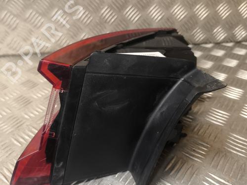 Left taillight RENAULT MEGANE IV Hatchback (B9A/M/N_) 1.5 dCi 110 (B9A3) | BP27618033C34
