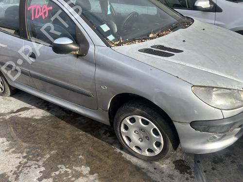 Scheinwerfer links PEUGEOT 206 Hatchback (2A/C) 2.0 HDI 90 | BP30751018C28