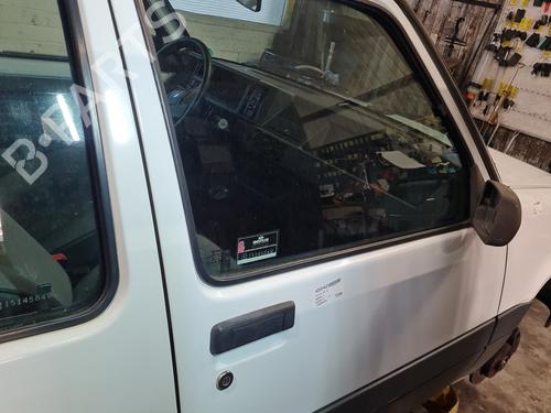 Used Right front door RENAULT SUPER 5 (B/C40_) 1.4 Cat (B/C/407) (58 hp) 31054095