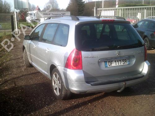 Fuse box PEUGEOT 307 Break (3E) 2.0 HDI 110 | BP21736369E1 