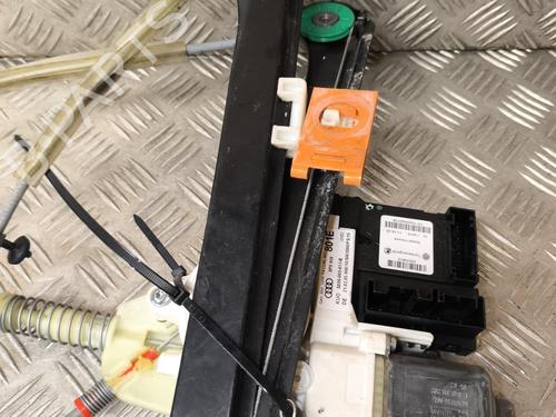 Rudehejsemekanisme ventre foran AUDI A3 Sportback (8PA) 2.0 TDI 16V (140 hp) 26301813