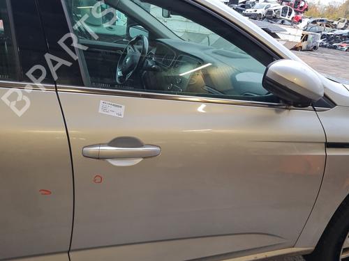 Used Right front door RENAULT MEGANE IV Hatchback (B9A/M/N_) 1.5 dCi 110 (B9A3) (110 hp) 30079658