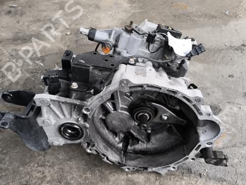 Used Gearbox KIA CEE'D Hatchback (ED) 1.6 CRDi 90 (90 hp) 21741290